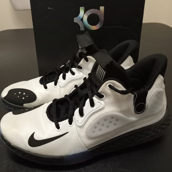 Nike Other - KD Trey 5 VII